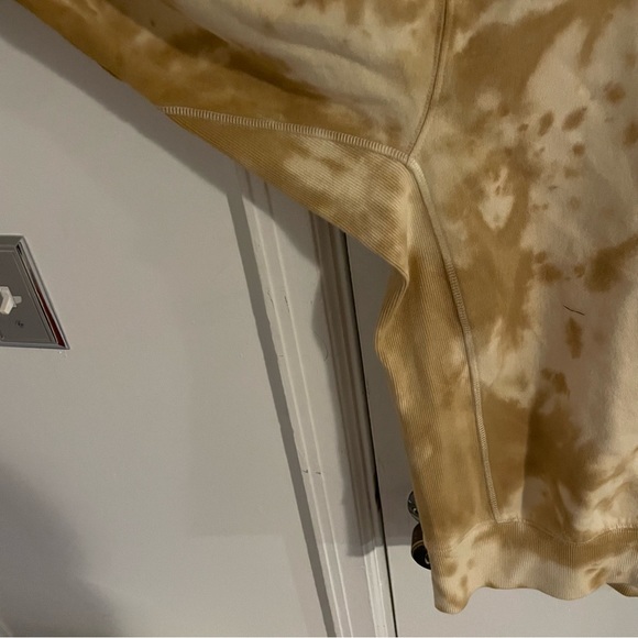 New Oversized Sweatshirt - Picture 2 of 5